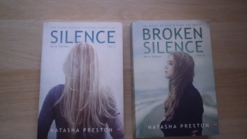 Wakacyjna oferta czytelnicza sierpień 2020